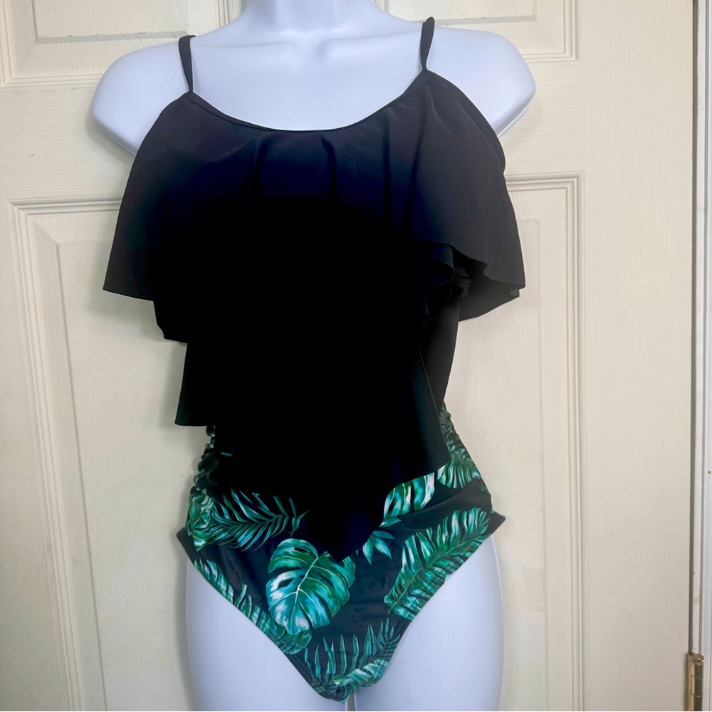 NWT‎ Holipick Bikini High Waisted Size Medium Leaves Green/Black